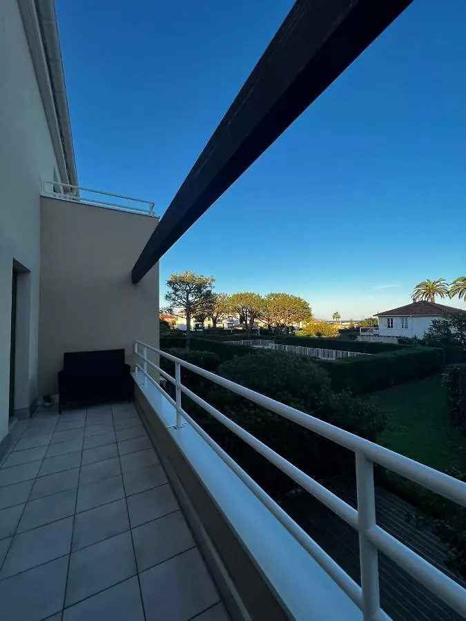 Holiday home 3Bdr Apartment Terrasse Sea View Parking Pool Antibes
