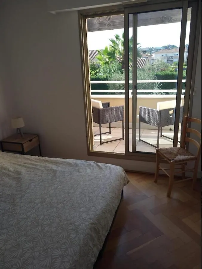 Holiday home 3Bdr Apartment Terrasse Sea View Parking Pool Antibes France