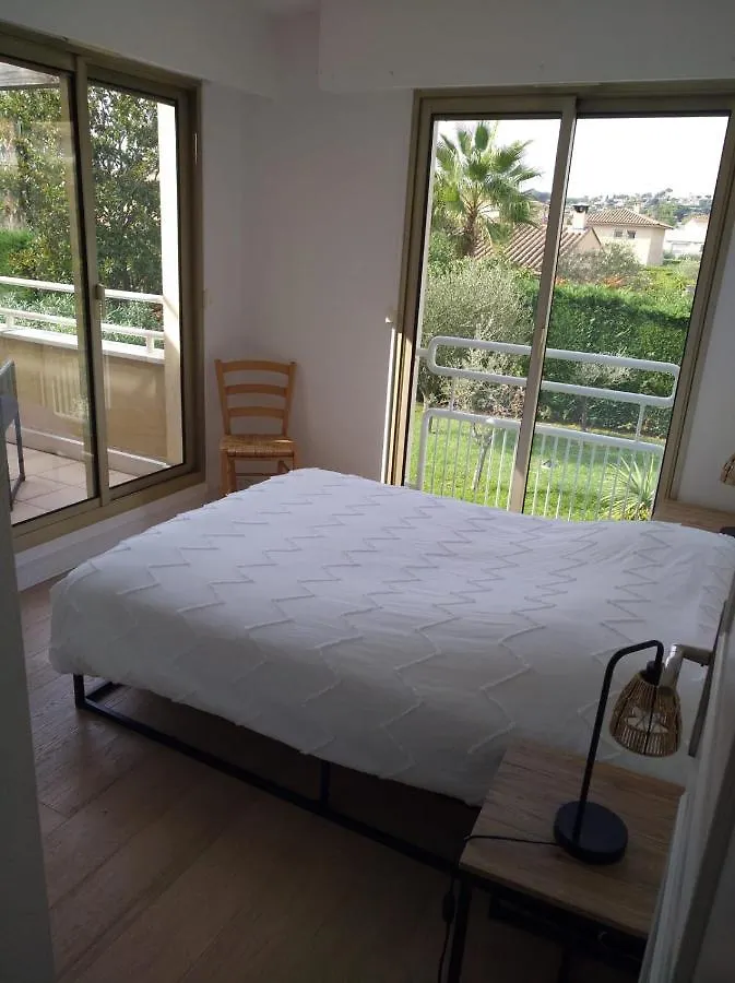 3Bdr Apartment Terrasse Sea View Parking Pool Antibes 0*,  France