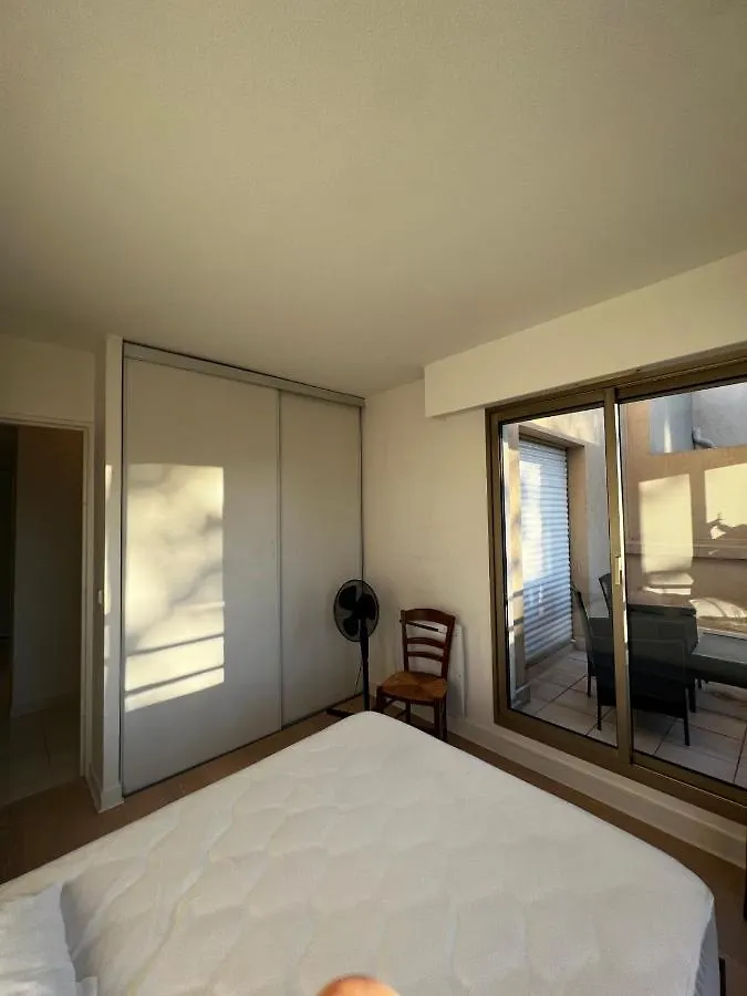 Holiday home 3Bdr Apartment Terrasse Sea View Parking Pool Antibes