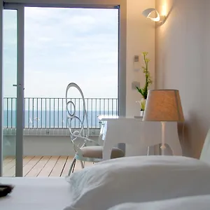 4* Hotel Royal - Luxury Hotel, Résidence, Beach&spa