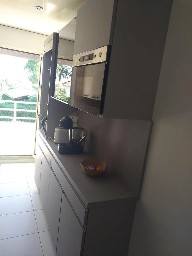 3Bdr Apartment Terrasse Sea View Parking Pool Antibes 0*,  Francie